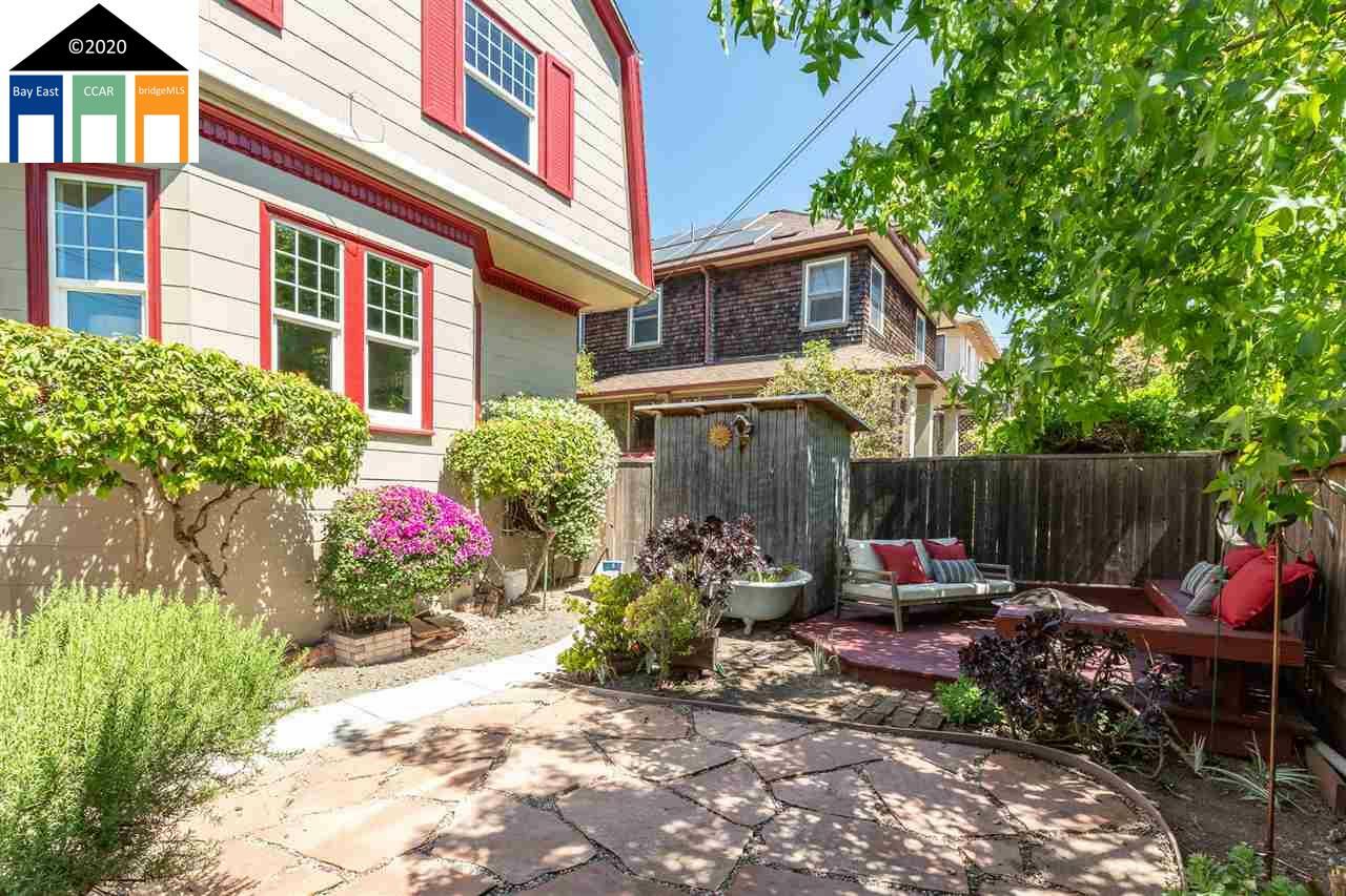 Property Photo:  501 Haddon Rd  CA 94606-1007 