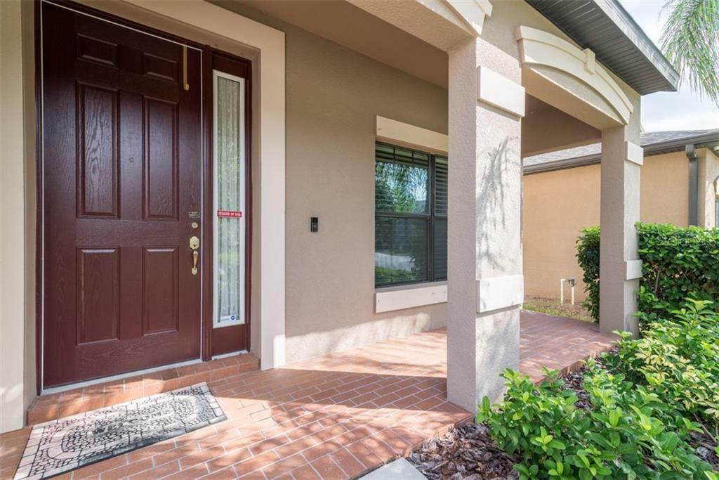 Property Photo:  11406 Sand Stone Rock Drive  FL 33569 