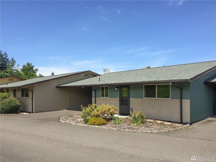 Property Photo: 1301 S 3rd Street 17B WA 98382