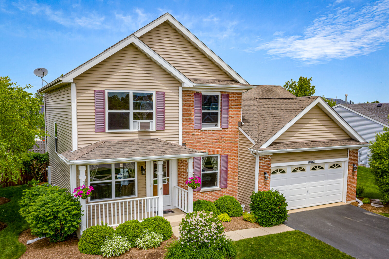 Property Photo: 10464 South Casselberry IL 60142