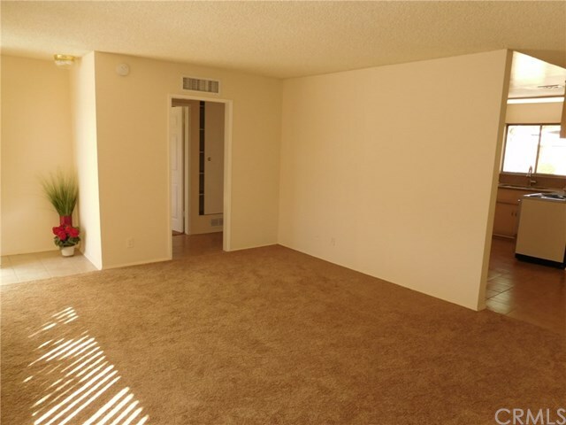 Property Photo:  861 S Alessandro Street  CA 92543 