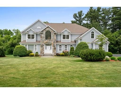 Property Photo:  8 Hitchcock Farm  MA 01810 