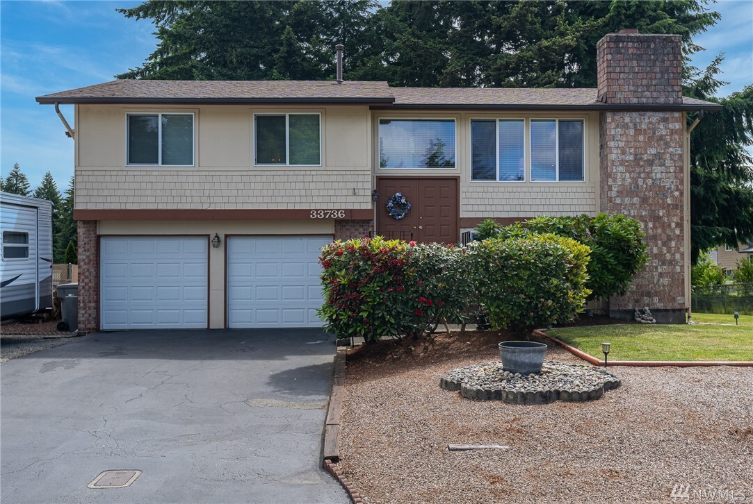 Property Photo: 33736 37th Place SW WA 98023
