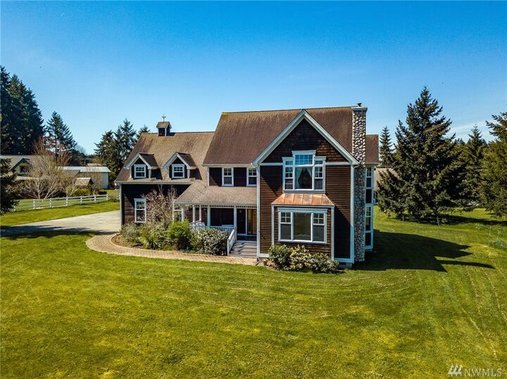 Property Photo: 374 Curtis Hill Rd WA 98532