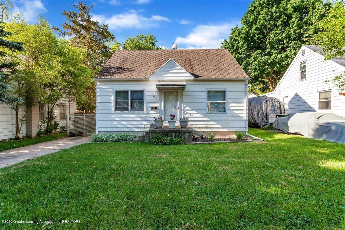 Property Photo:  530 E Fenton Street  MI 48910 