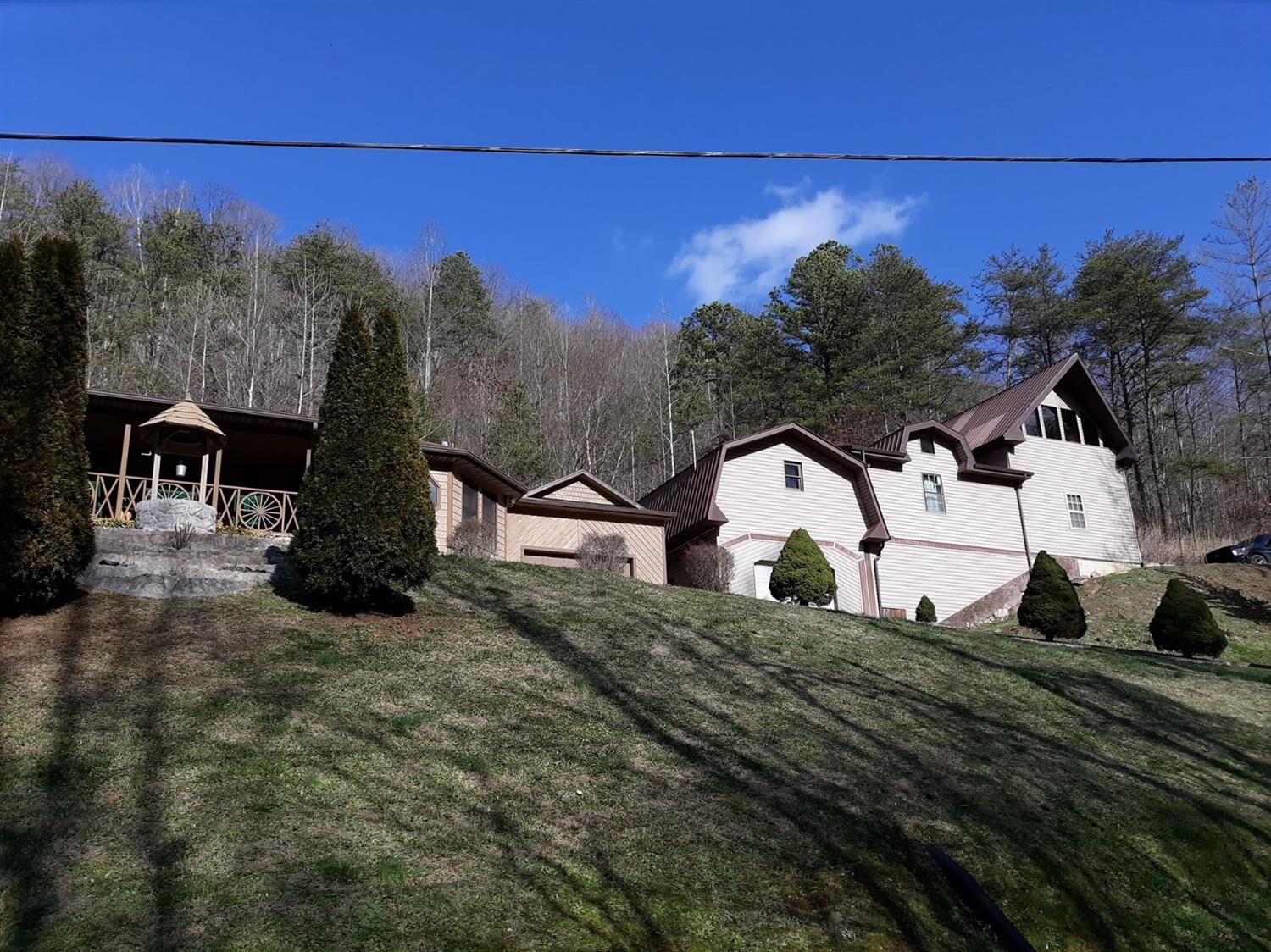 Property Photo: 276 Snatch Creek Road KY 41723