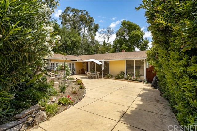 Property Photo:  4814 Llano Drive  CA 91364 