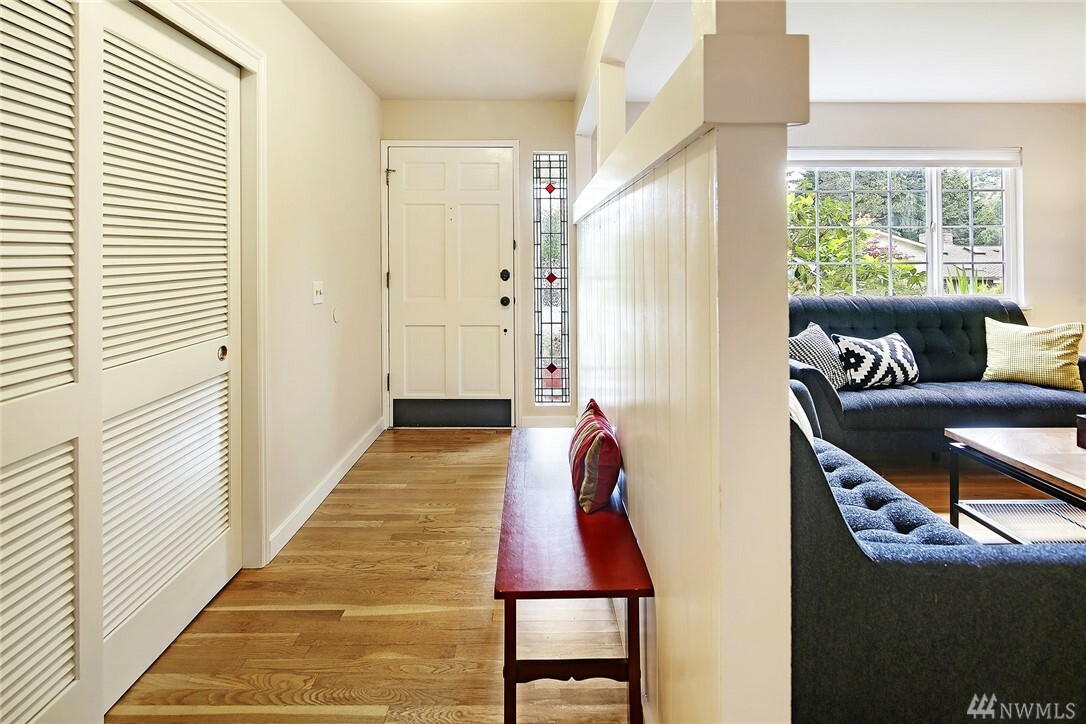 Property Photo: 12603 SE 49th St WA 98006