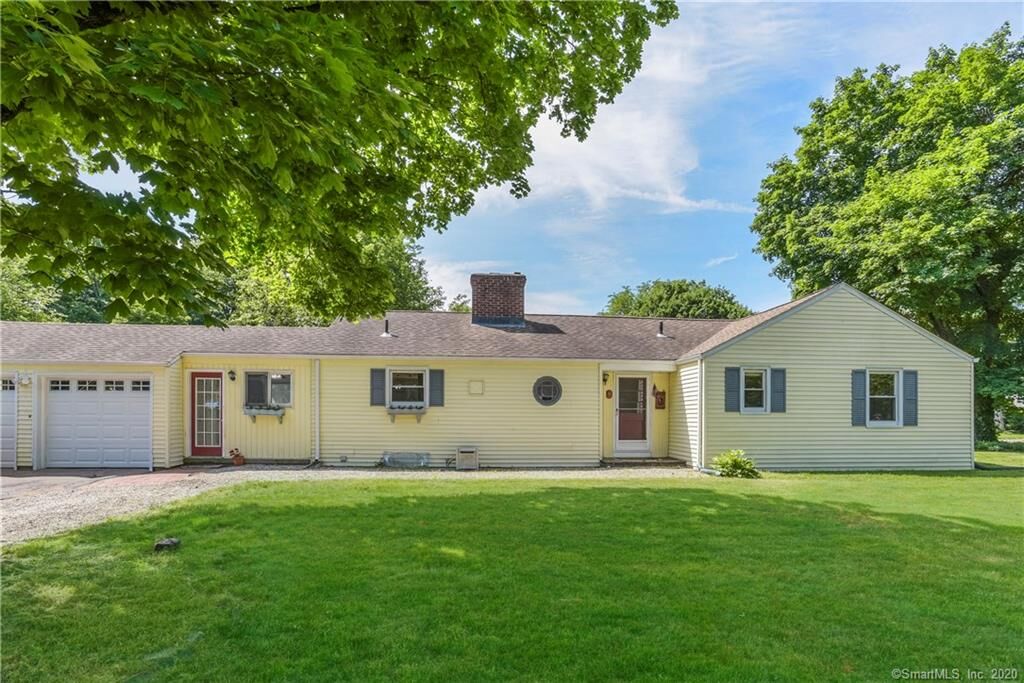 Property Photo: 8 Peach Tree Lane CT 06033