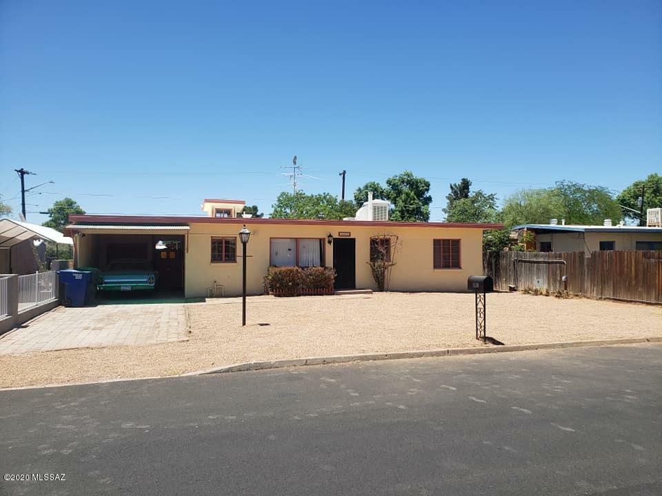 Property Photo:  2420 S Hemlock Stravenue  AZ 85713 