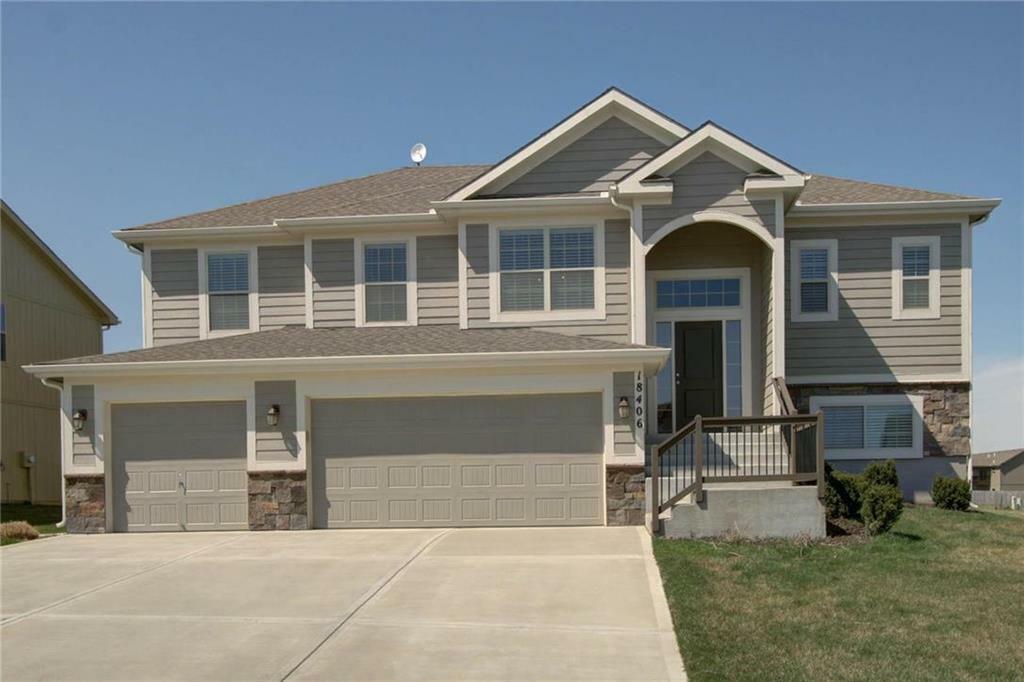 Property Photo:  18406 Rock Creek Drive  MO 64089 