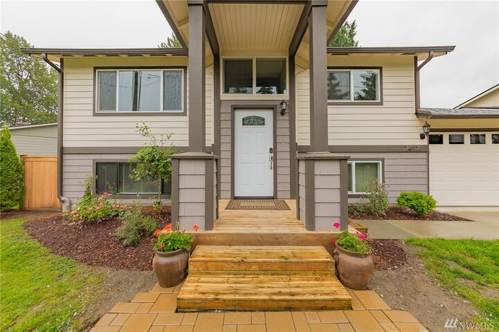 Property Photo: 7417 89th Avenue SE WA 98290