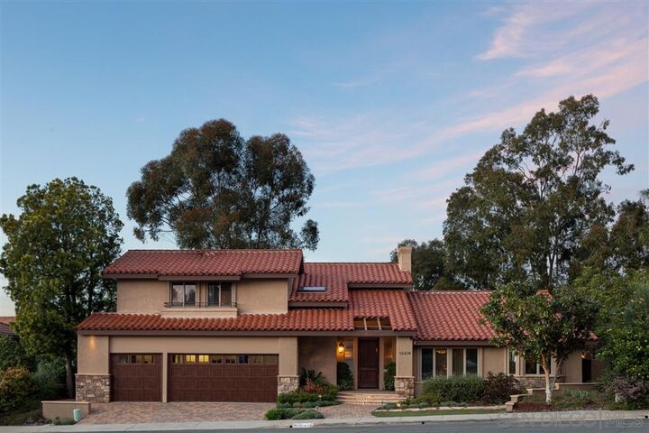 Property Photo:  12476 Rue Fountainbleau  CA 92131 