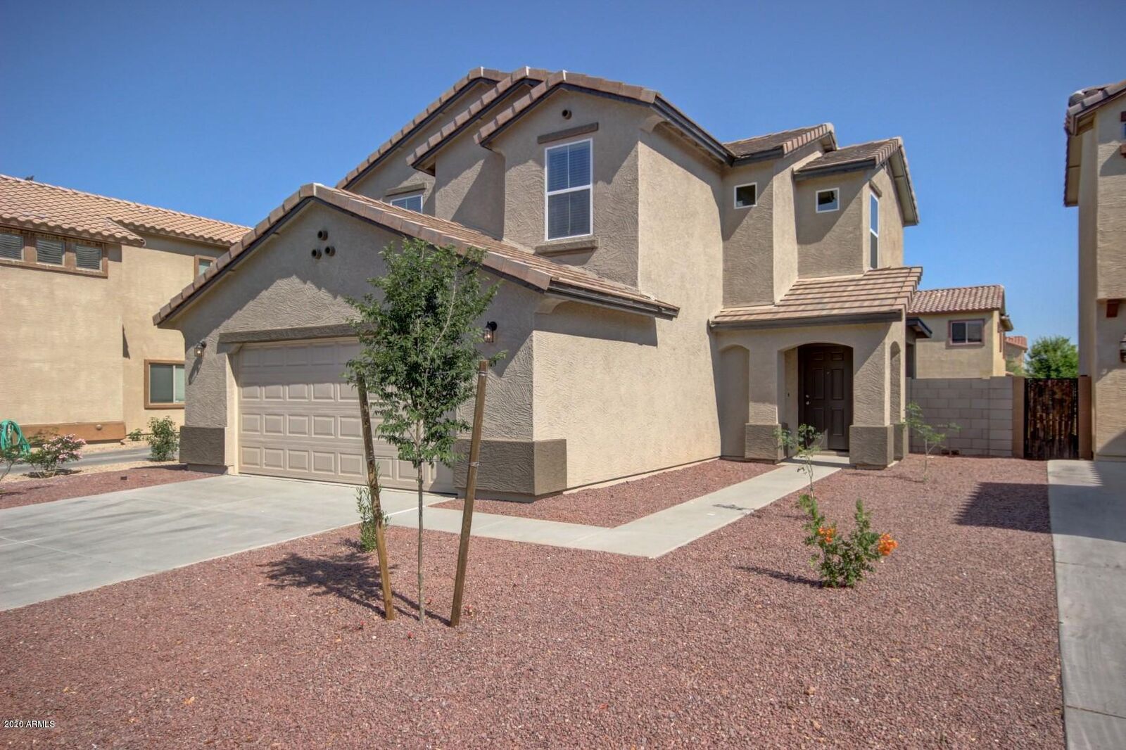 Property Photo:  5607 S 11th Drive  AZ 85041 