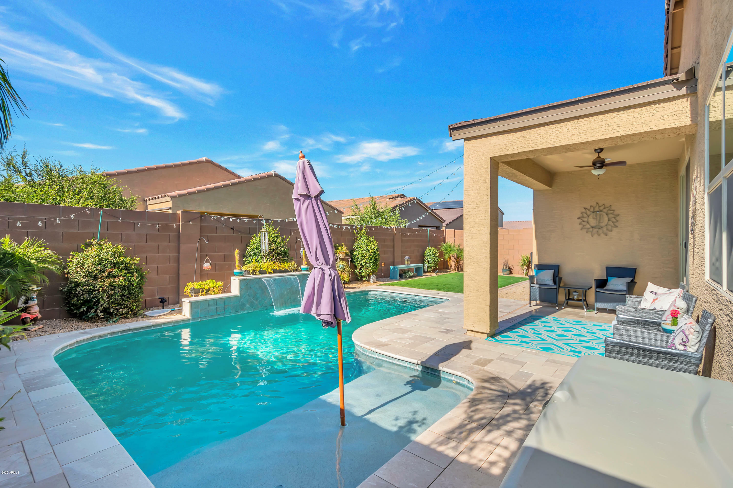 Property Photo:  696 W Glen Canyon Drive  AZ 85140 