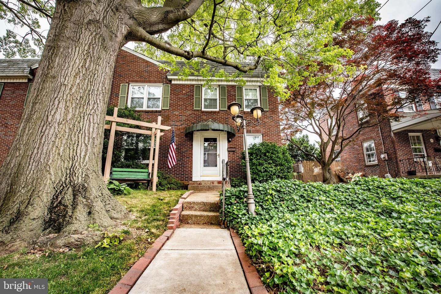 Property Photo:  524 Burrowes Avenue  PA 17602 