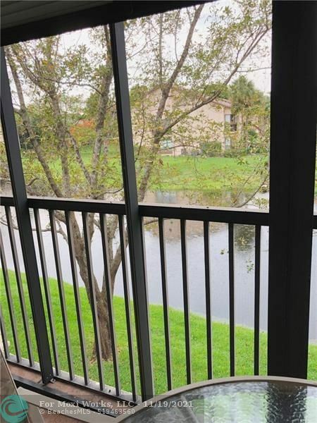 Property Photo: 2059 SW 15th St 218 FL 33442