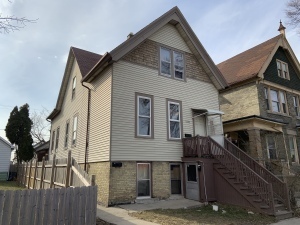 Property Photo:  1725 S 14th St  WI 53204 