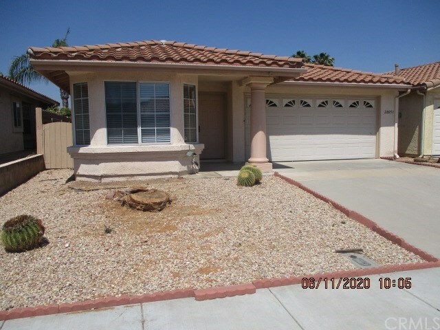 Property Photo:  28051 Calle Casera  CA 92585 