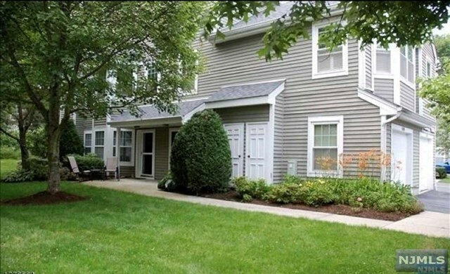 Property Photo:  1471 Cornwall Road  NJ 07430 