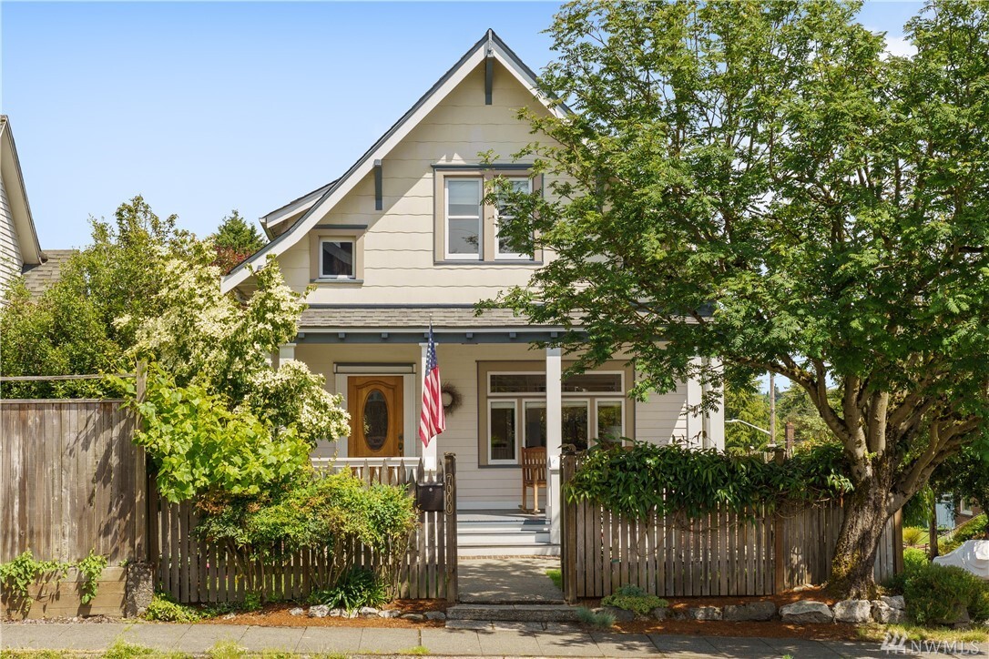7000  Linden Avenue N  Seattle WA 98103 photo