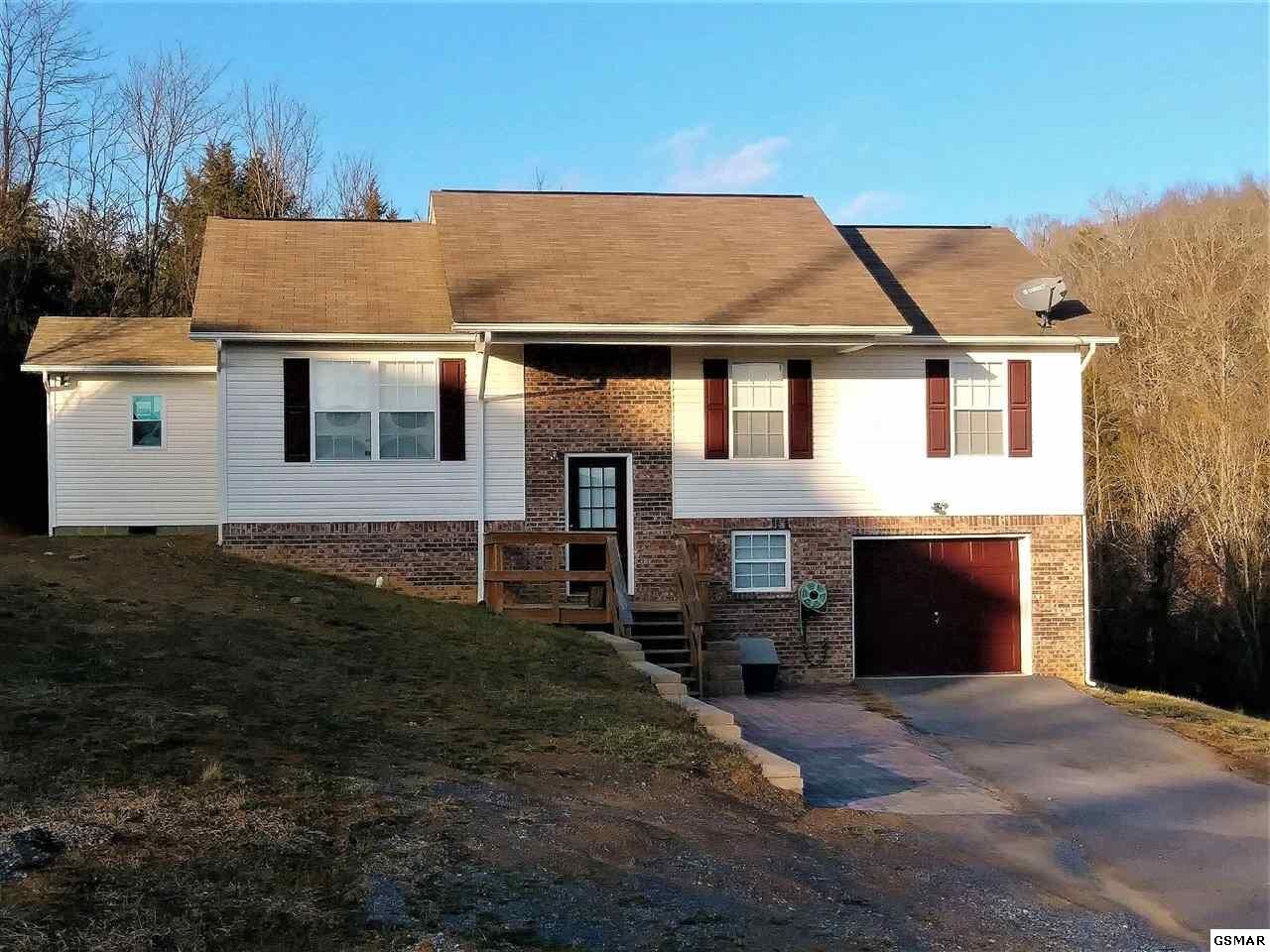 Property Photo:  2309 Quartz Court  TN 37876 