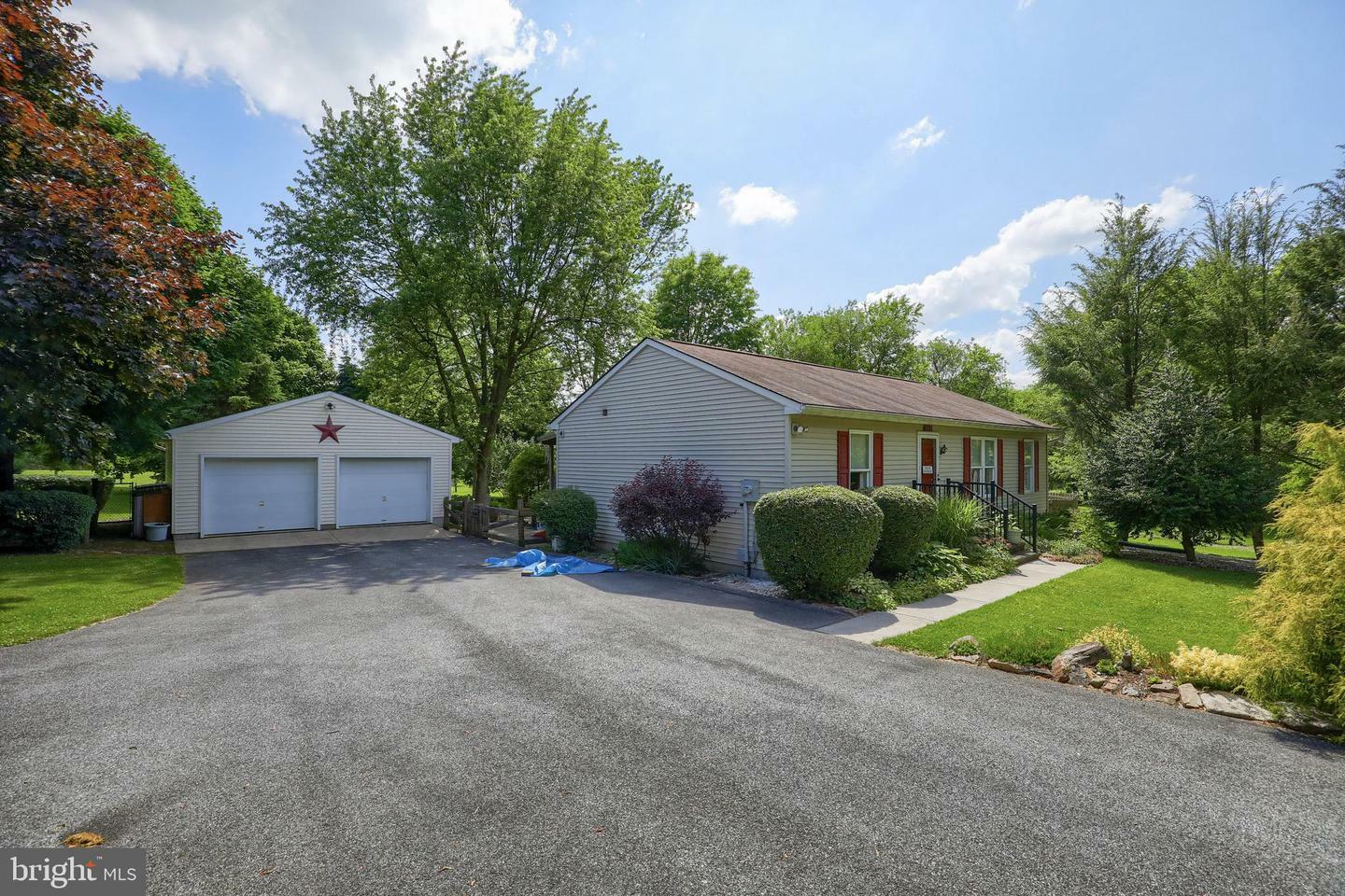 Property Photo:  309 S Sheridan Road  PA 17073 