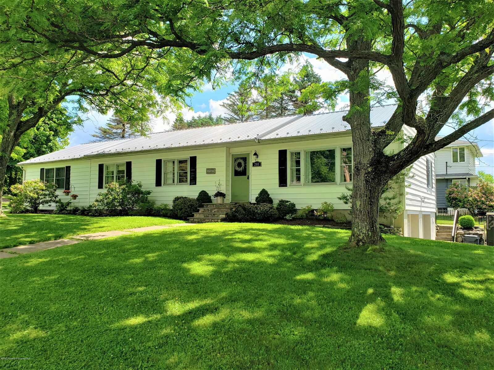 Property Photo:  200 Marion Street  PA 18444 