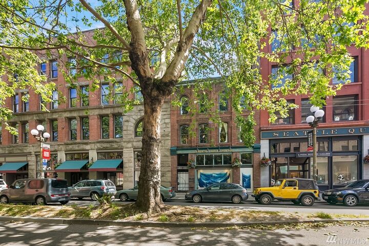 Property Photo:  312  1st Avenue S 1  WA 98104 