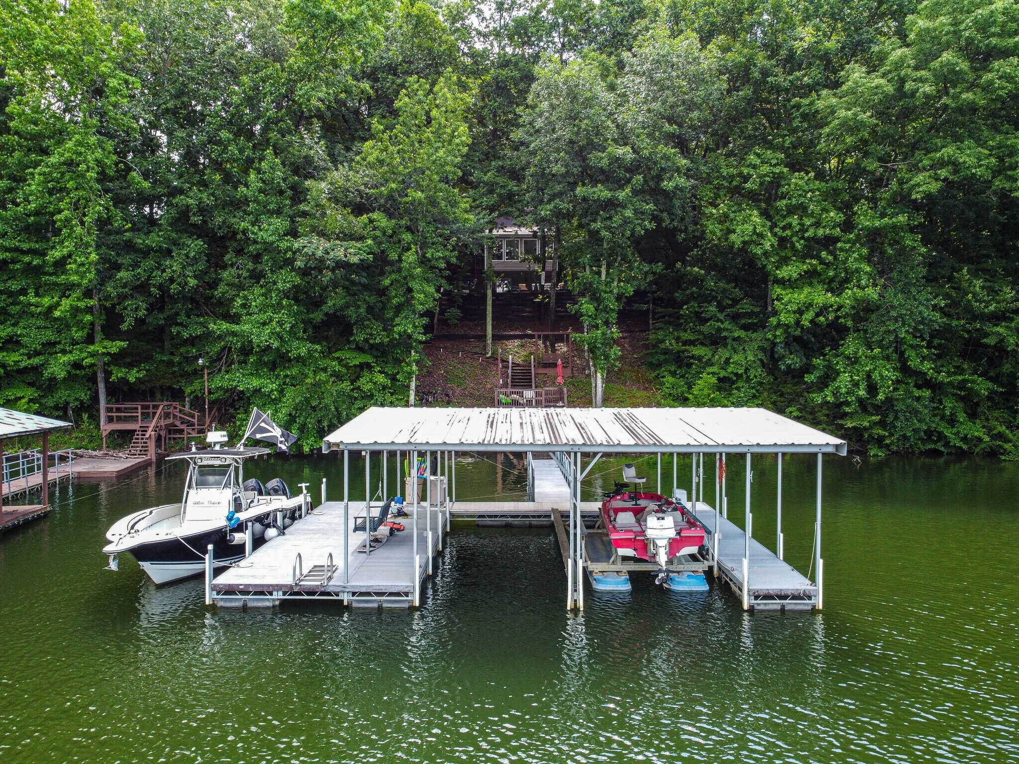 Property Photo:  102 McKinney Cir  TN 37330 