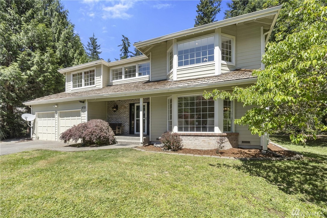 Property Photo: 4733 SE Land Summit Court WA 98366