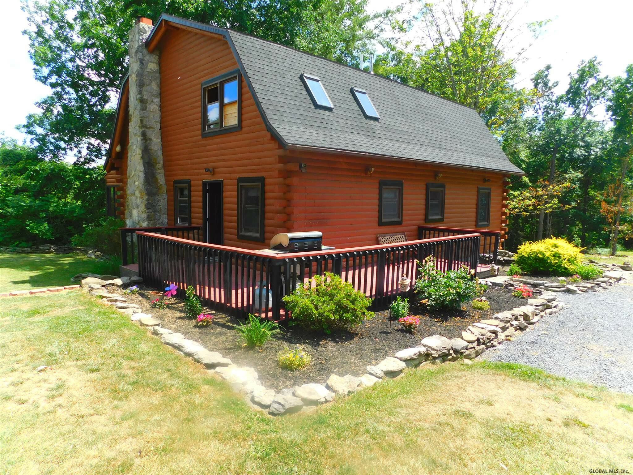 Property Photo:  215 Terrace Mountain Road  NY 12157 