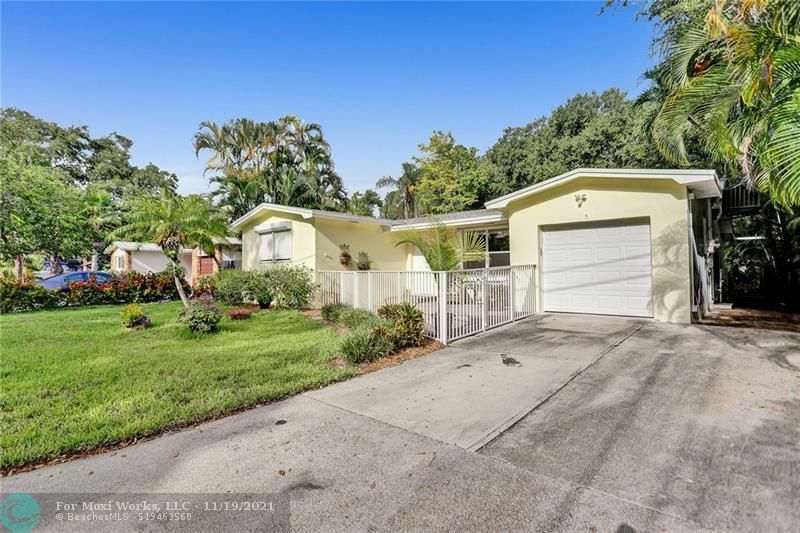 Property Photo:  4891 SW 27th Ave  FL 33312 