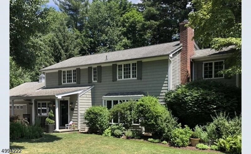 Property Photo:  64 Lakeside Dr  NJ 07446 
