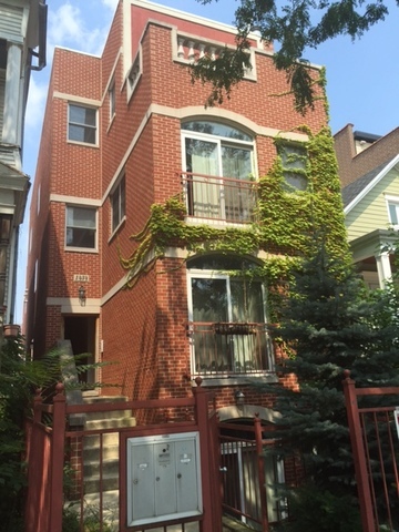 Property Photo:  1434 W Diversey Parkway  IL 60614 
