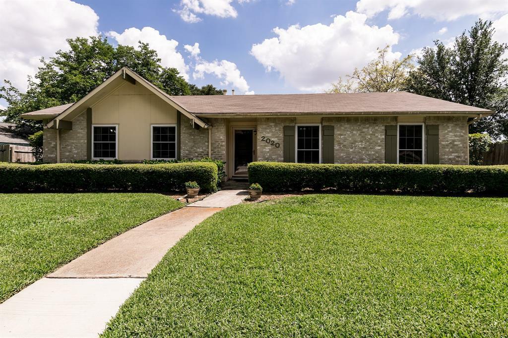 Property Photo:  2020 Warberry Road  TX 75007 