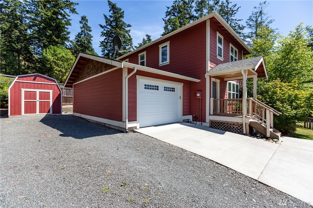 Property Photo:  386 Ross Lane  WA 98250 