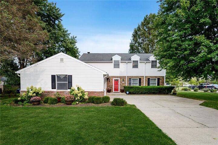 10919 Greenbrier Drive  Carmel IN 46032 photo