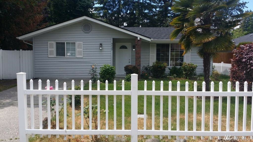 Property Photo: 9022 E E St WA 98445