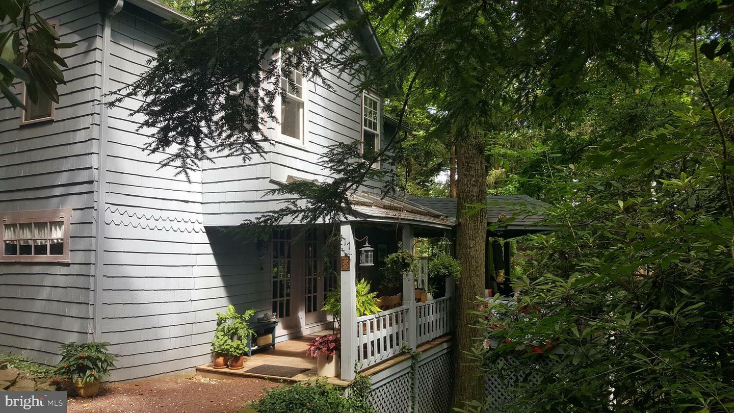Property Photo: 117 Brown Avenue PA 17064