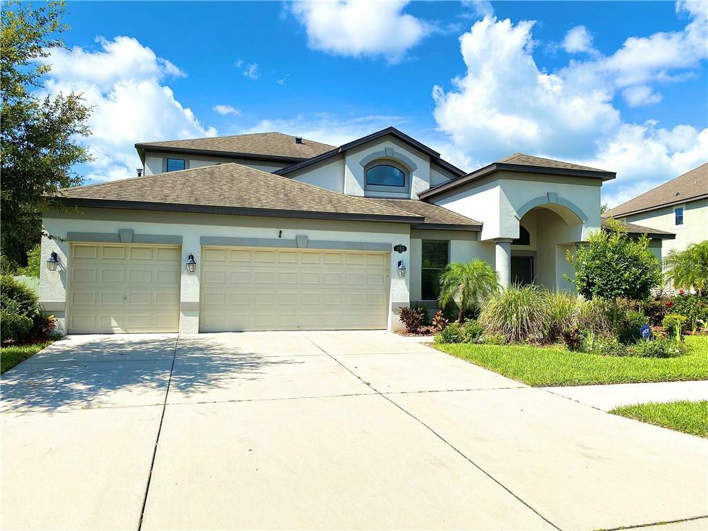 Property Photo: 11932 Harpswell Drive FL 33579