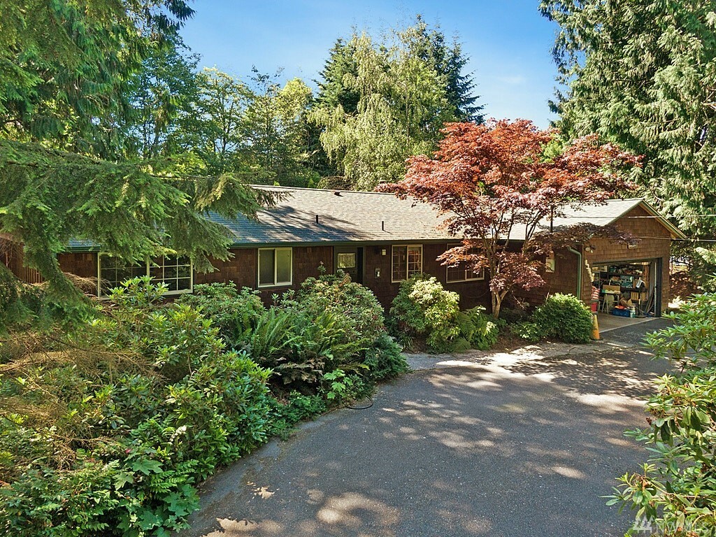 Property Photo: 13919 196th Ave SE WA 98059