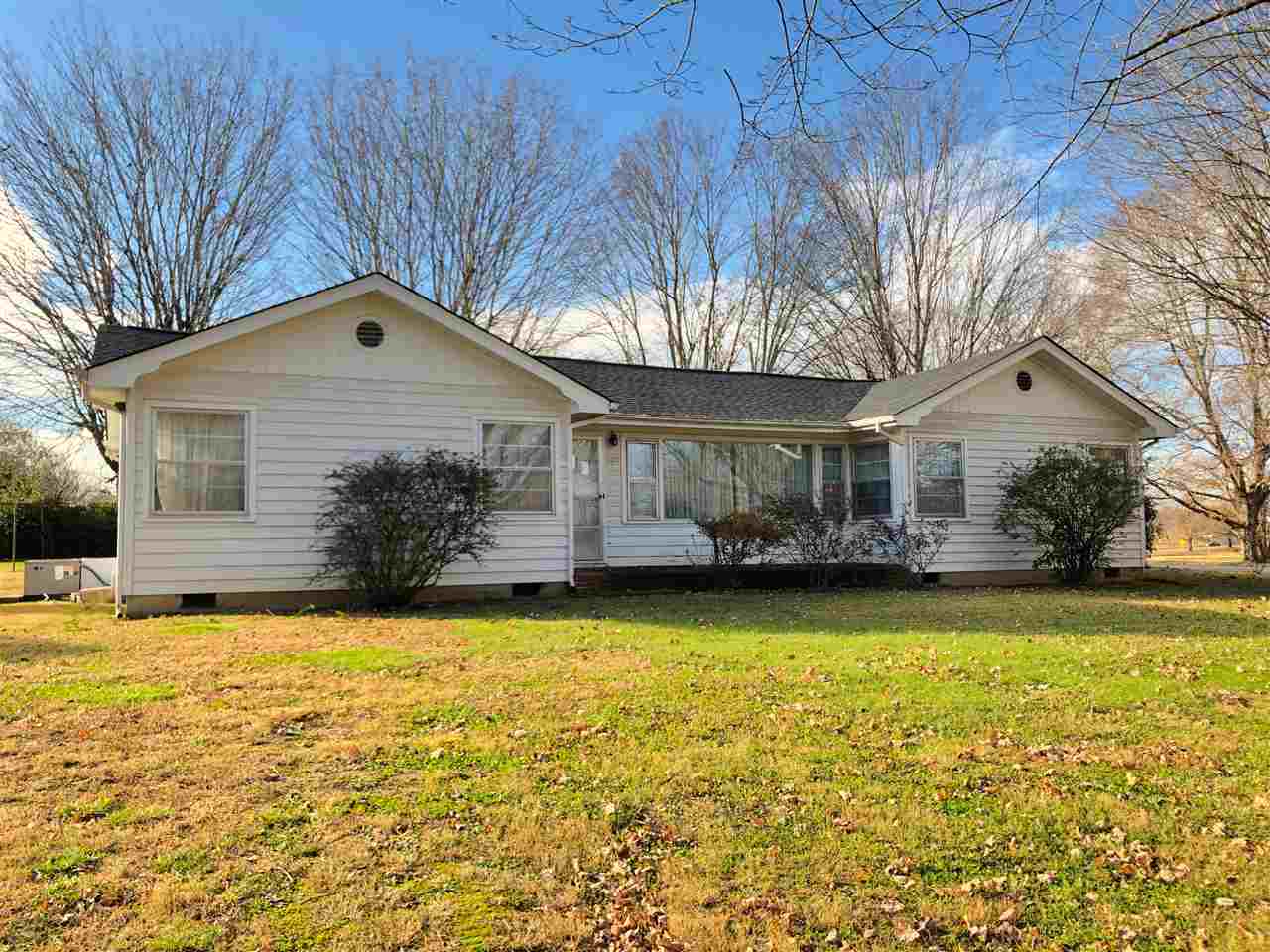 Property Photo:  400 McMinn Avenue  TN 37303 