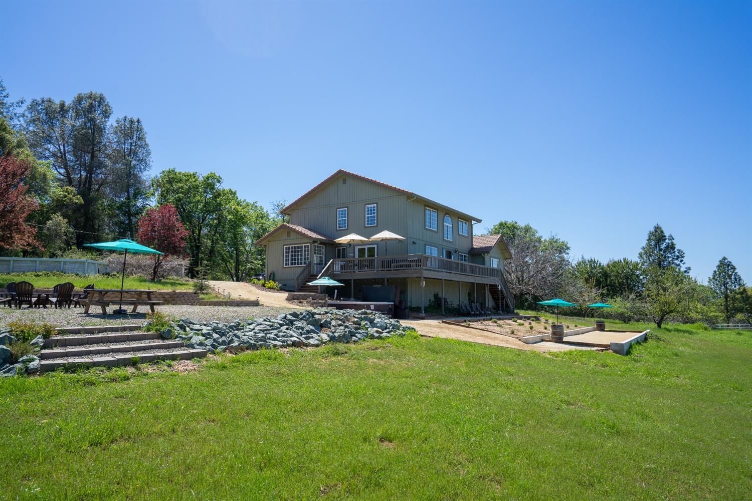 Property Photo: 7708 Fairplay Road CA 95684