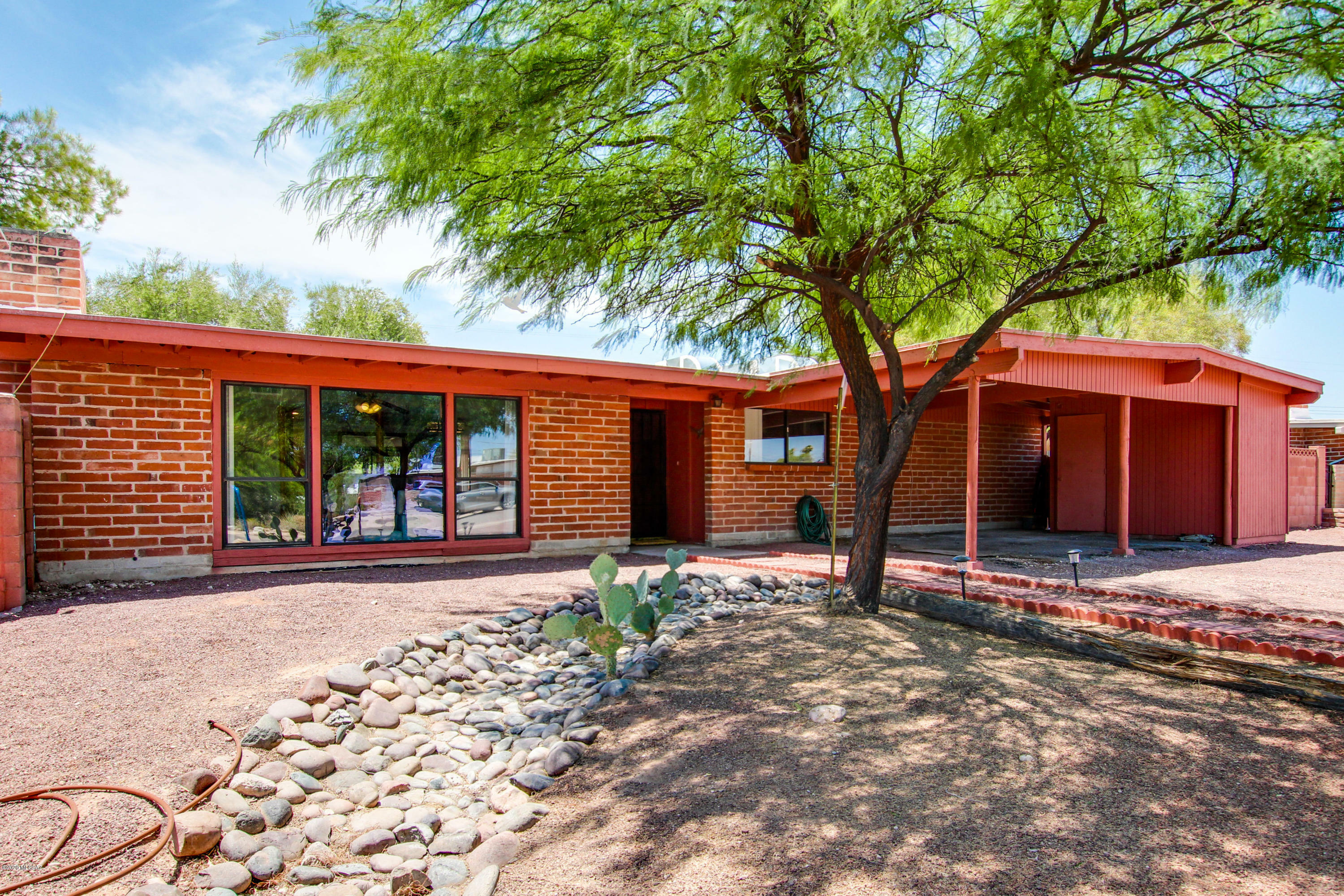 Property Photo:  6110 E Seneca Street  AZ 85712 