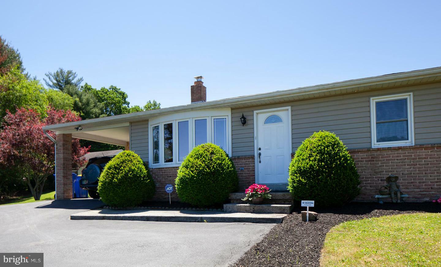 Property Photo: 8289 Mountain Road PA 17112