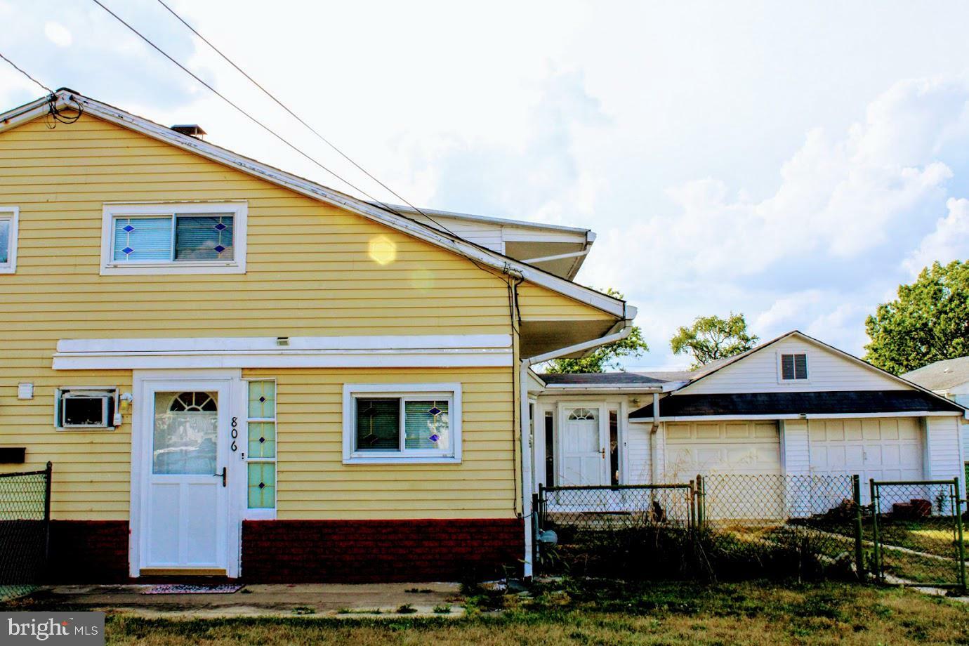 Property Photo:  806 Shadeland Avenue  NJ 08016 