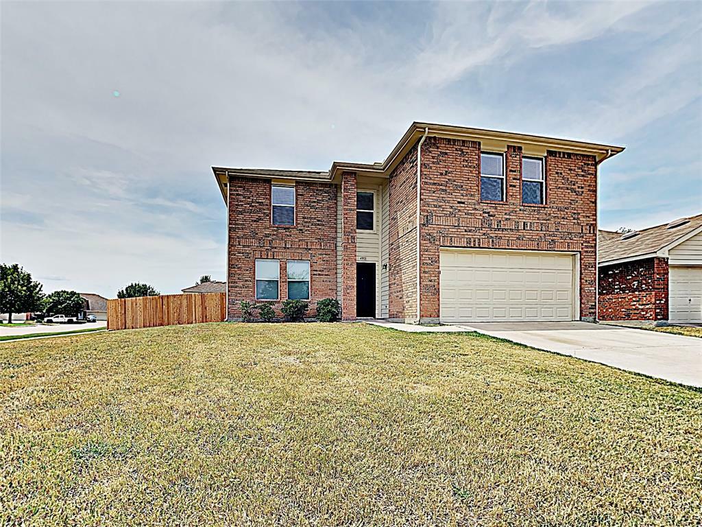 Property Photo:  4901 Water Ridge Lane  TX 76179 