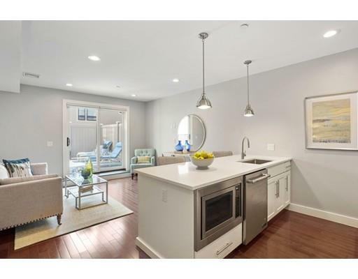 Property Photo:  150 W Broadway 206  MA 02127 