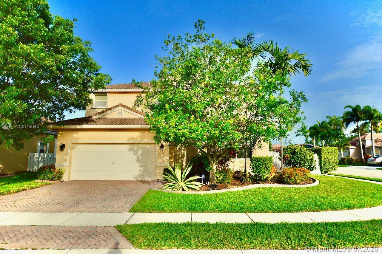 Property Photo:  1506 SW 186th Ln  FL 33029 